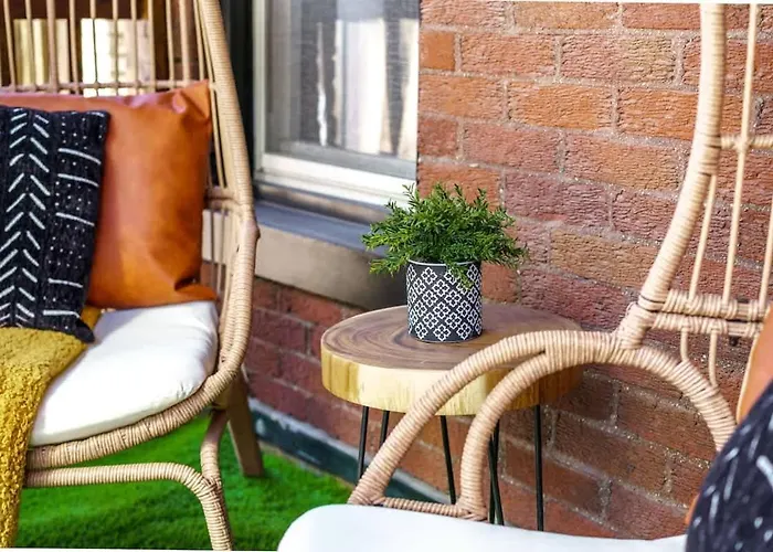 Jungle Casa By Jungle House Walkable To High Street Near Nationwide Arena Convention Center & Osu Private Parking Downtown & Short *