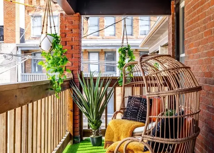 Jungle Casa By Jungle House Walkable To High Street Near Nationwide Arena Convention Center & Osu Private Parking Downtown & Short Сasa de vacaciones