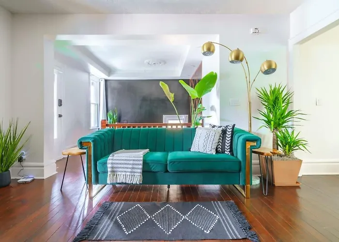 Сasa de vacaciones Jungle Casa By Jungle House Walkable To High Street Near Nationwide Arena Convention Center & Osu Private Parking Downtown & Short *
