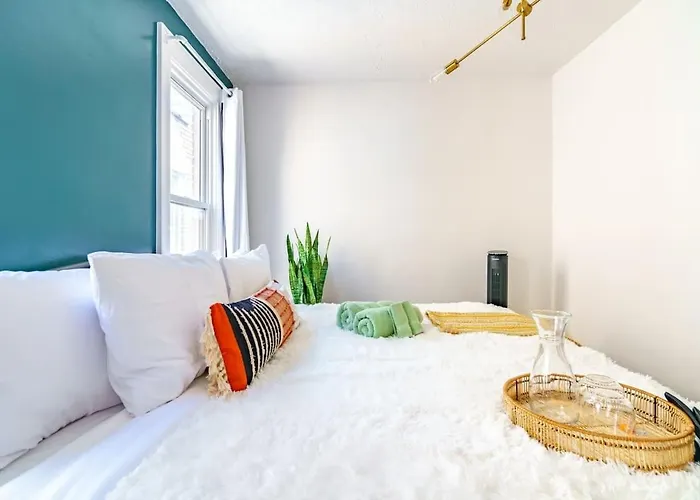 Jungle Casa By Jungle House Walkable To High Street Near Nationwide Arena Convention Center & Osu Private Parking Downtown & Short
