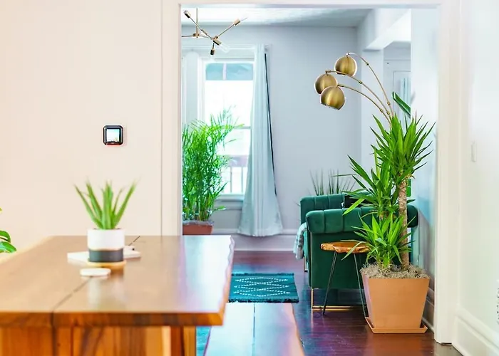Jungle Casa By Jungle House Walkable To High Street Near Nationwide Arena Convention Center & Osu Private Parking Downtown & Short Сasa de vacaciones Columbus