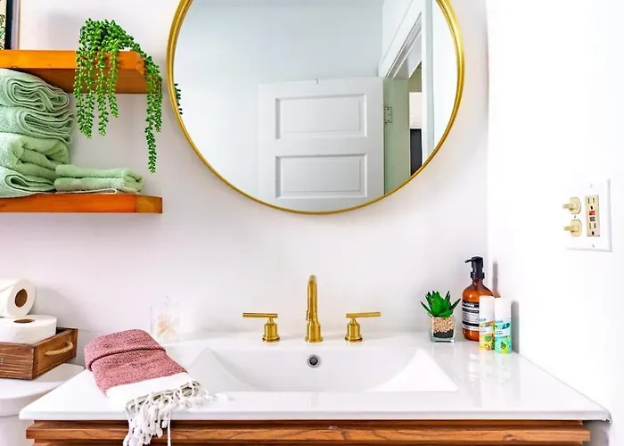 Jungle Casa By Jungle House Walkable To High Street Near Nationwide Arena Convention Center & Osu Private Parking Downtown & Short Сasa de vacaciones