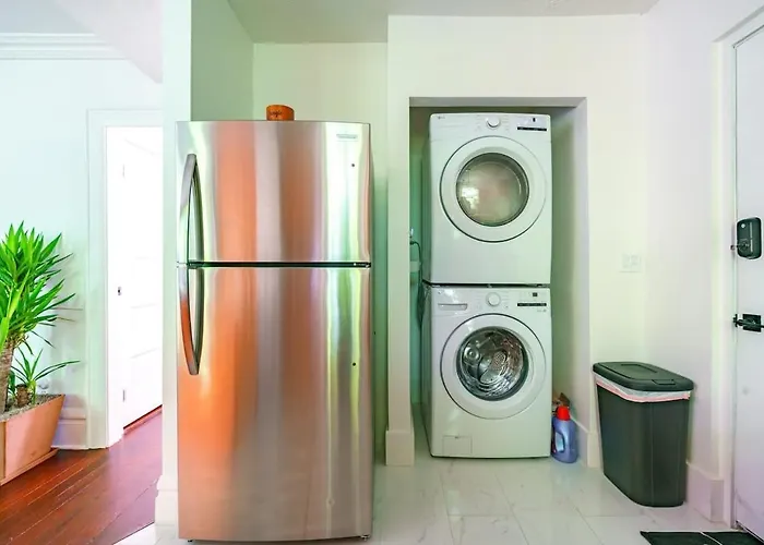 Сasa de vacaciones Jungle Casa By Jungle House Walkable To High Street Near Nationwide Arena Convention Center & Osu Private Parking Downtown & Short